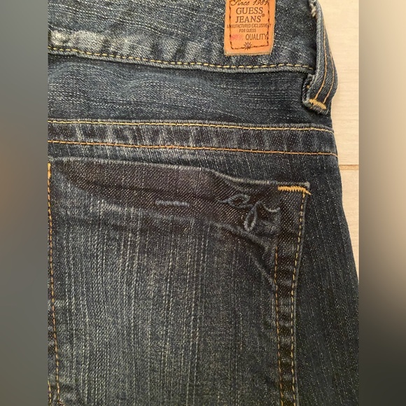 Gently Worn Size 31 Guess Daredevil Skinny Leg Jeans Ankle Grazer - Picture 11 of 14